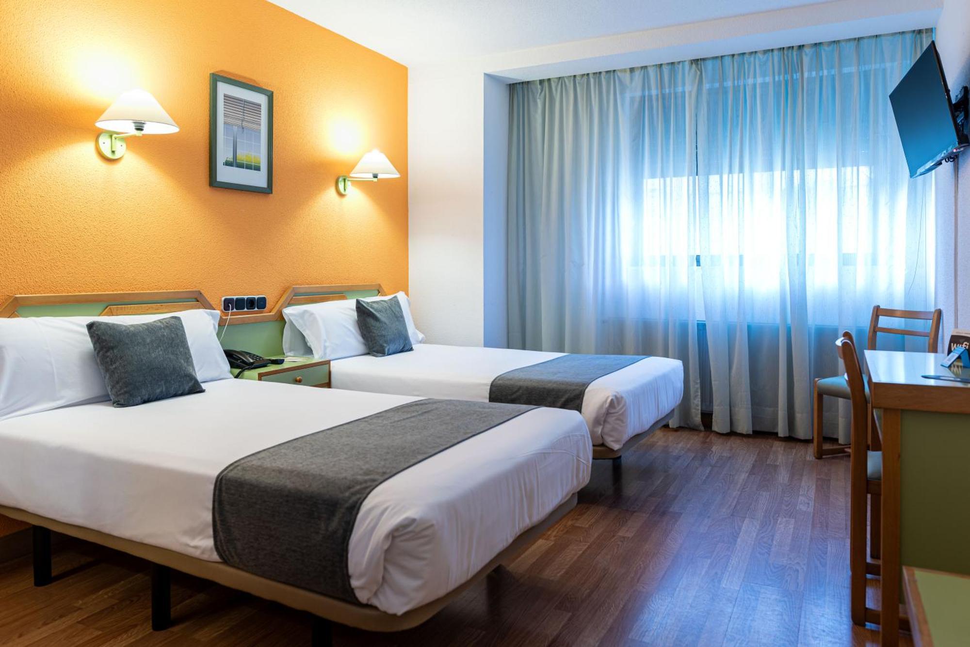 Hotel Alda Guijuelo Eksteriør bilde